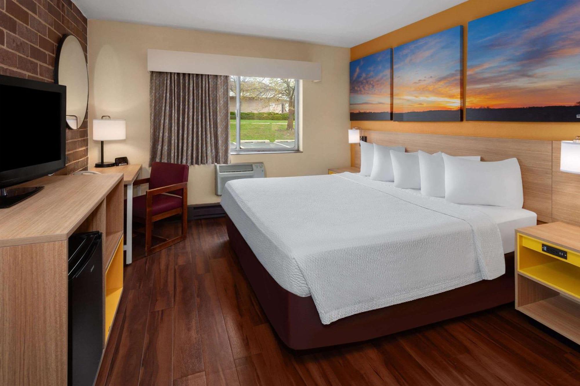 Days Inn By Wyndham Rockford I-90 Casino District Ngoại thất bức ảnh